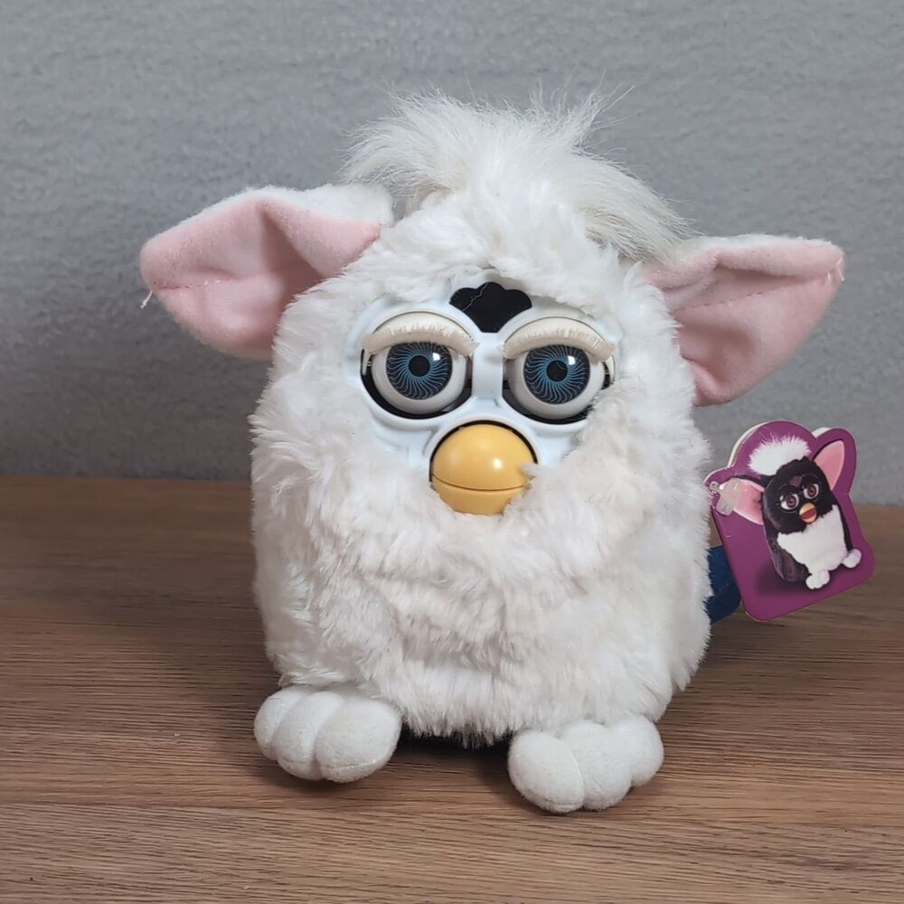 Furby Snowball 1998 Vintage Electronic Toy White Pink Blue Eyes Tag Attached